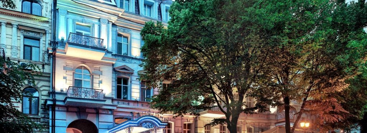 Hotel Continental, Odessa, st. Deribasovskaya, 5.